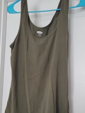 Old Navy Olive Scoop Neck Tank - Women's